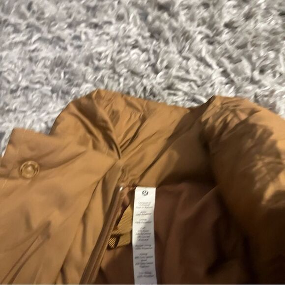 Lululemon wunder puff cropped jacket size 2 - Picture 3 of 7